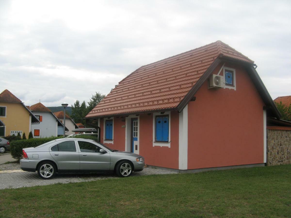 Apartma Geoteh Terme Catez 6032 Krško Exterior foto
